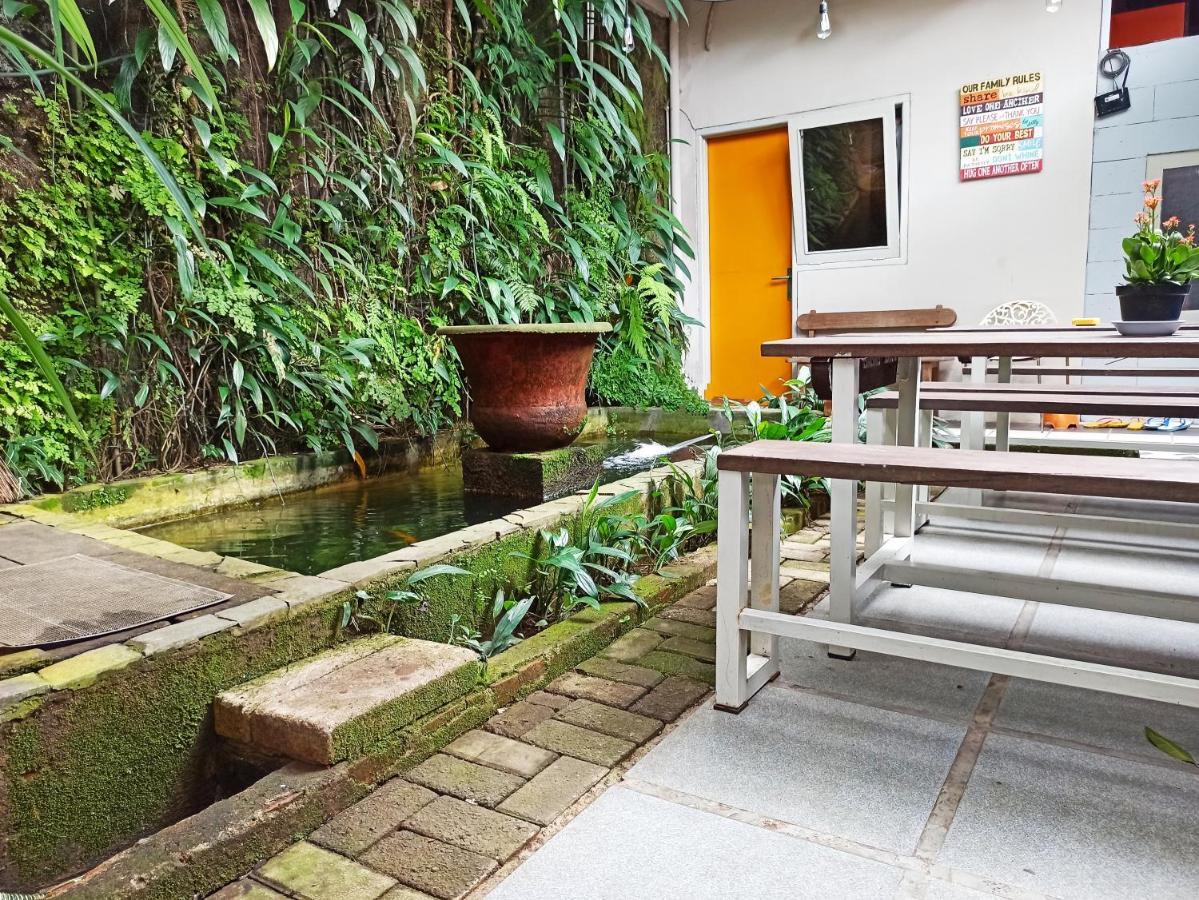 Jeng Tini Guest House 보고르 외부 사진